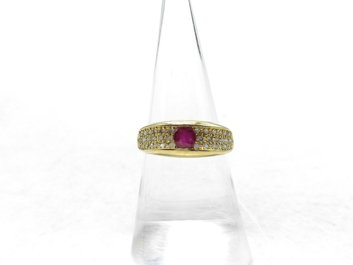 Ruby and Diamond 18K Gold Ring, 4.4g 