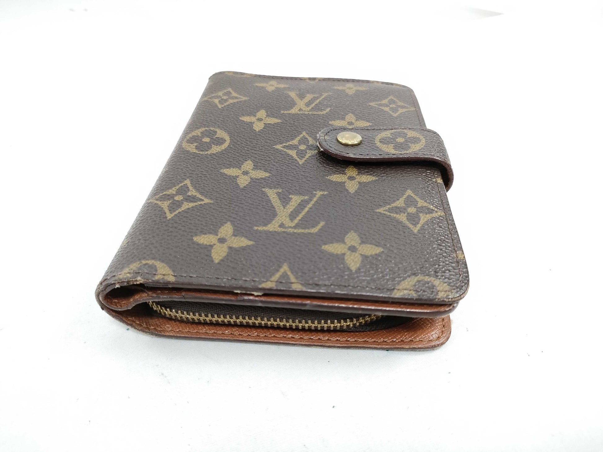 LOUIS VUITTON Monogram Porto Papie Zip Bi-Fold Wallet M61207 Wallet