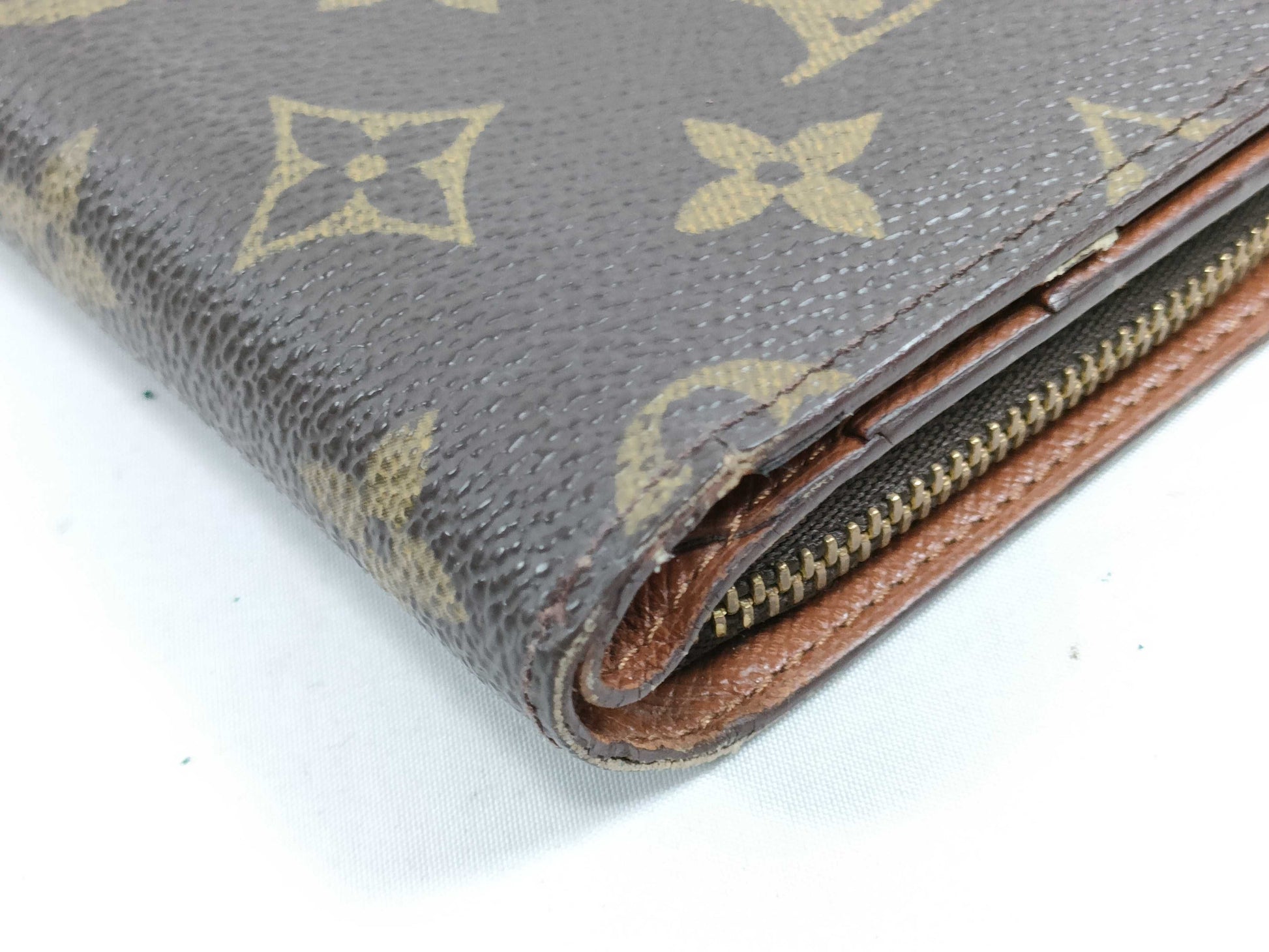 LOUIS VUITTON Monogram Porto Papie Zip Bi-Fold Wallet M61207 Wallet