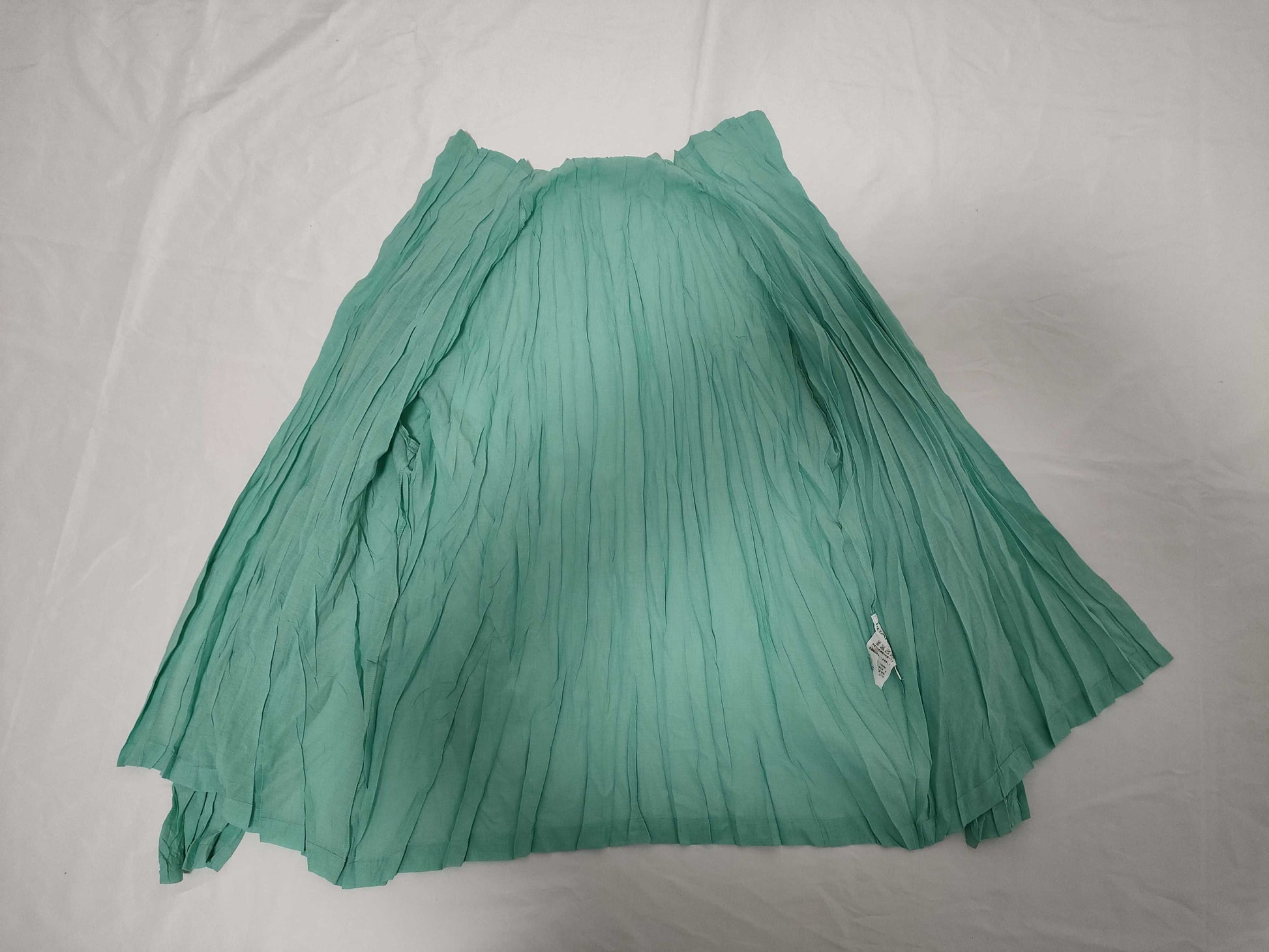 ISSEY MIYAKE Pleated Pleated Long Sleeve Shirt Emerald Green Button Shirt