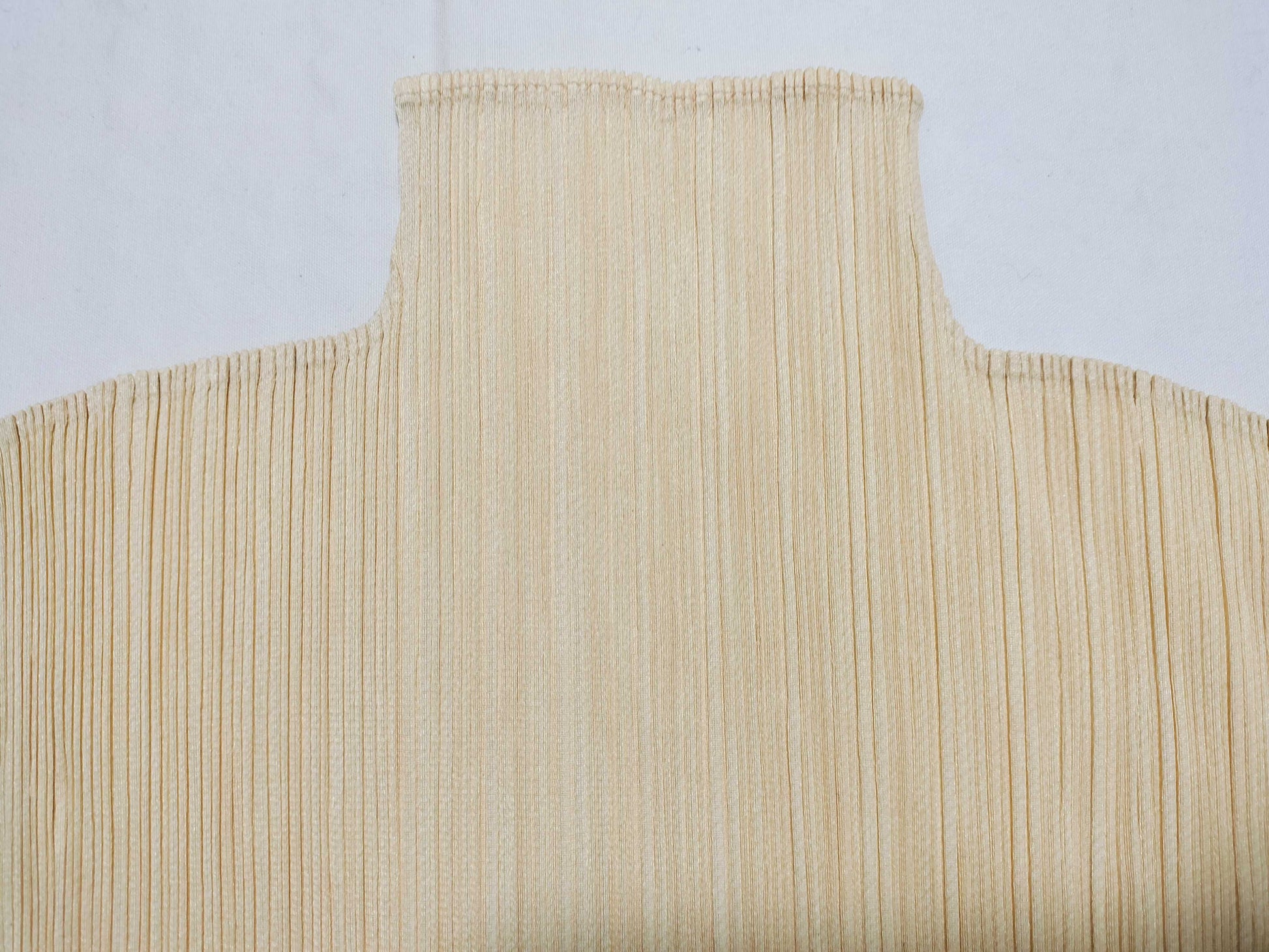 ISSEY MIYAKE Pleats Please Tops Tops