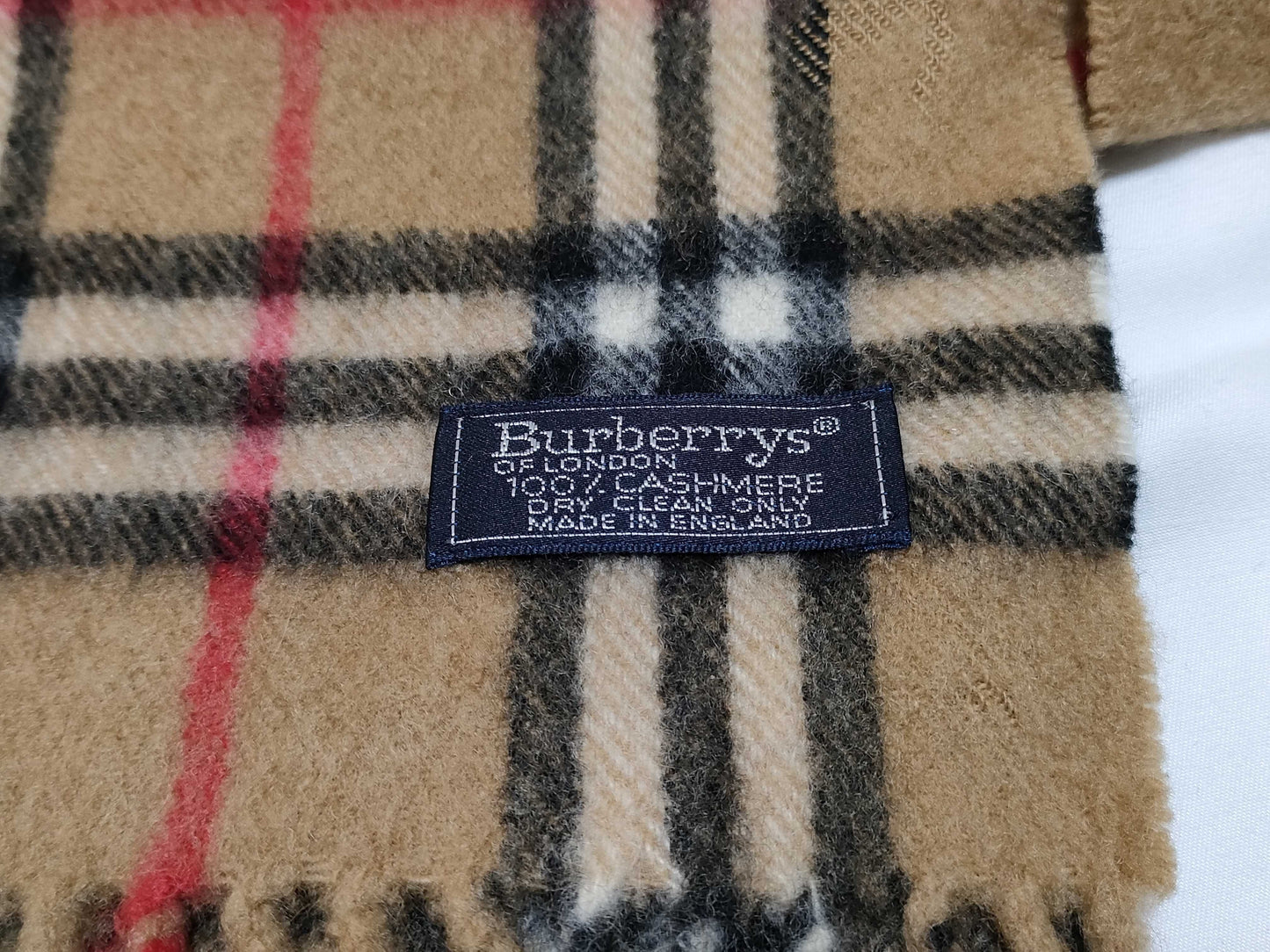 BURBERRY Cashmere Scarf