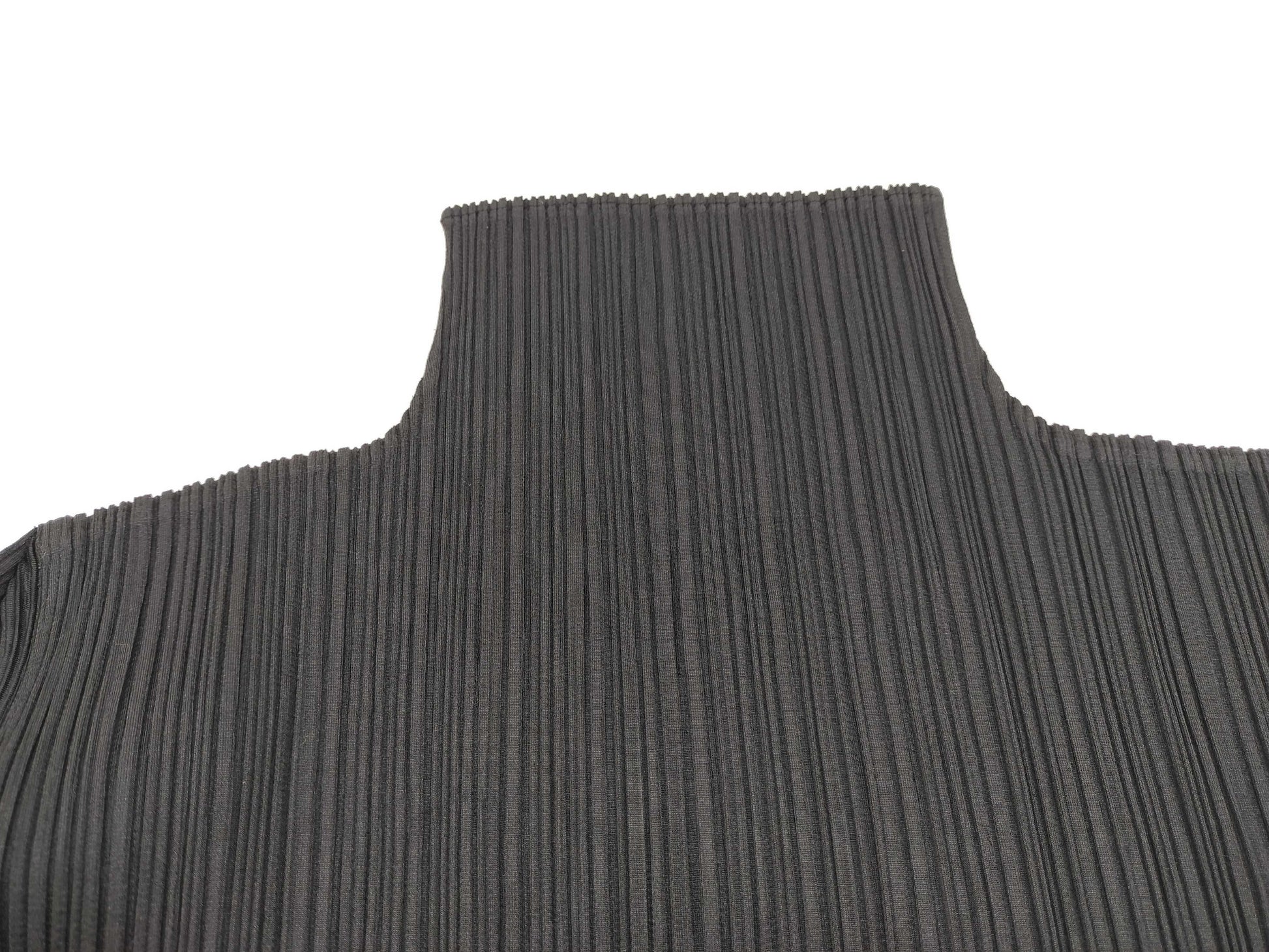 ISSEY MIYAKE Tops Tops