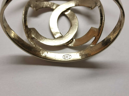 CHANEL B16 A Coco Mark Gold Bangle with Box Bracelet/Bangle