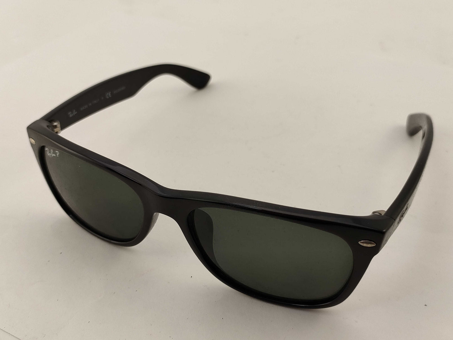 RayBan RB 2132 F /NEW WAYFARER Sunglasses and glasses with case
