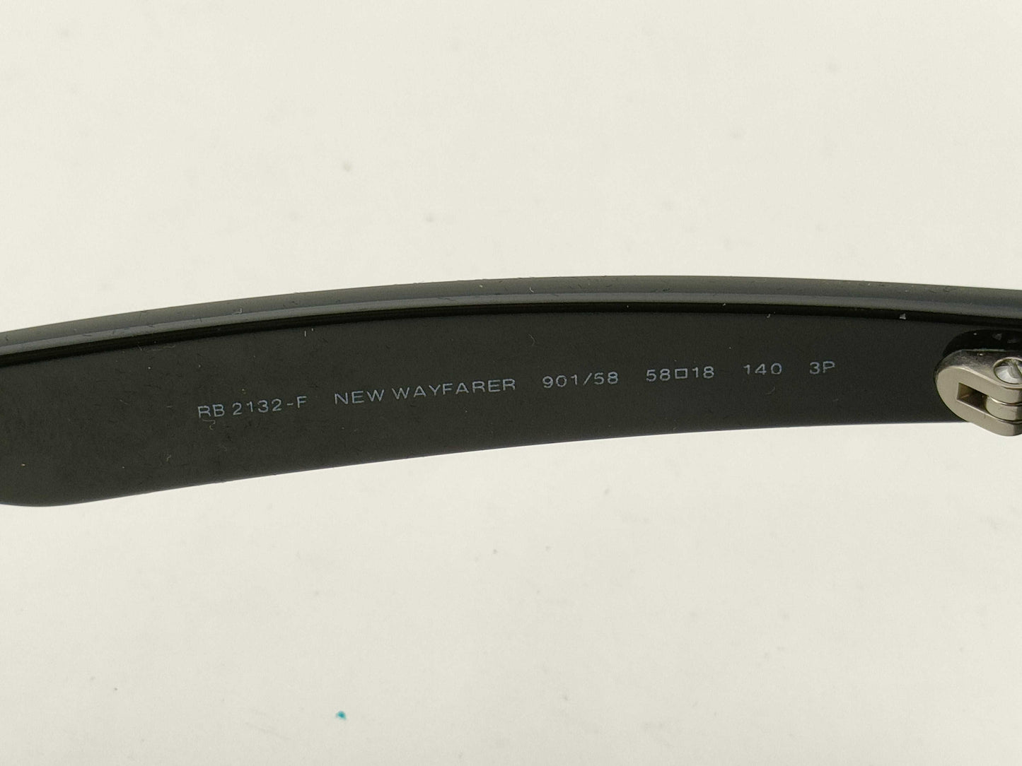 RayBan RB 2132 F /NEW WAYFARER Sunglasses and glasses with case