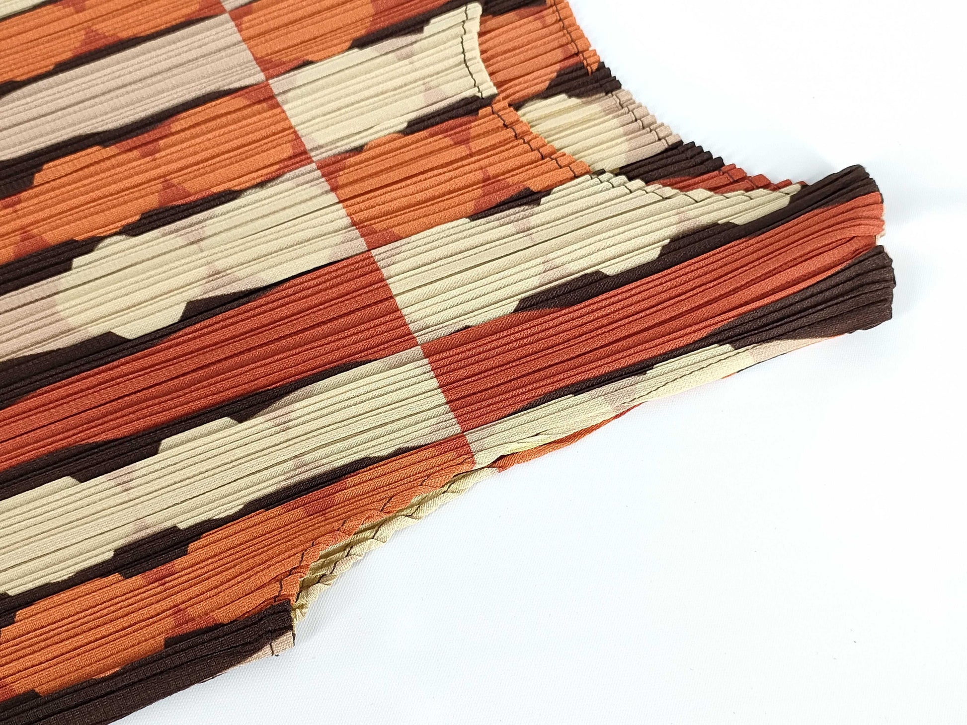 ISSEY MIYAKE Tops Geometric Pattern Tops