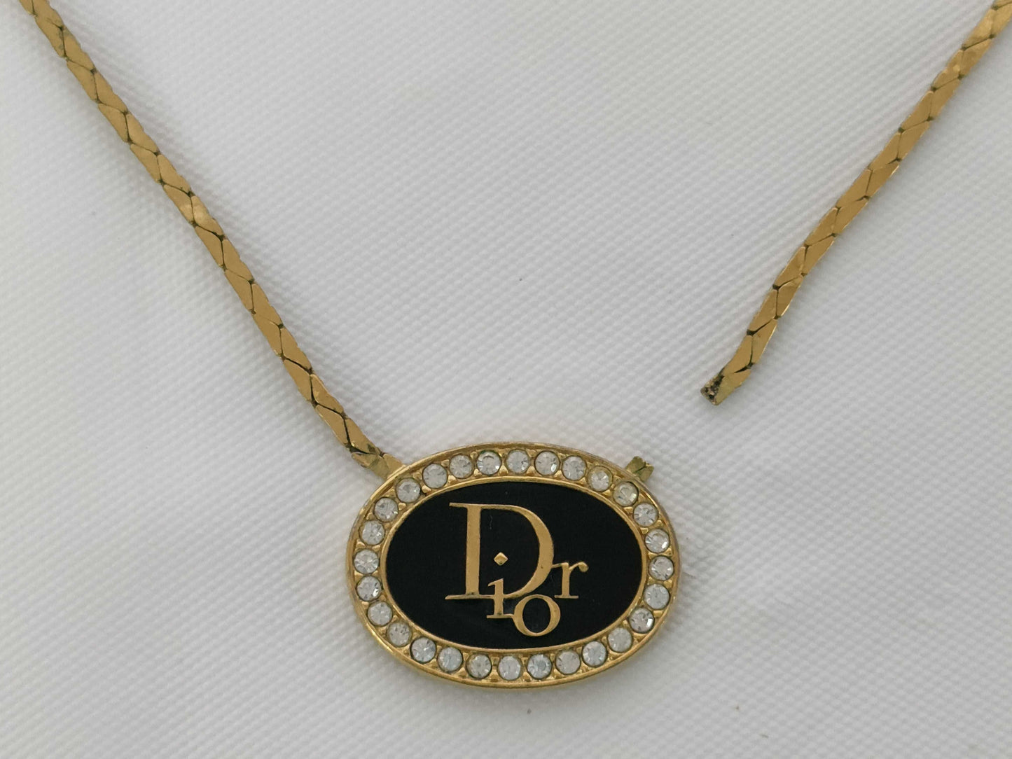 Dior logo gold vintage stone necklace, torn, other accessories