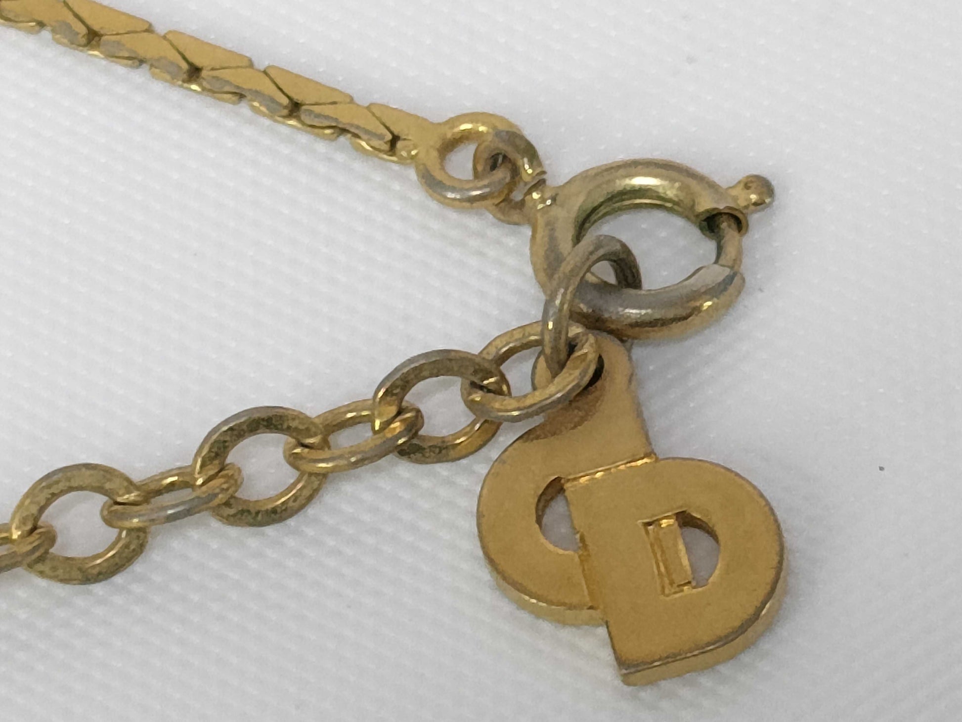 Dior logo gold vintage stone necklace, torn, other accessories
