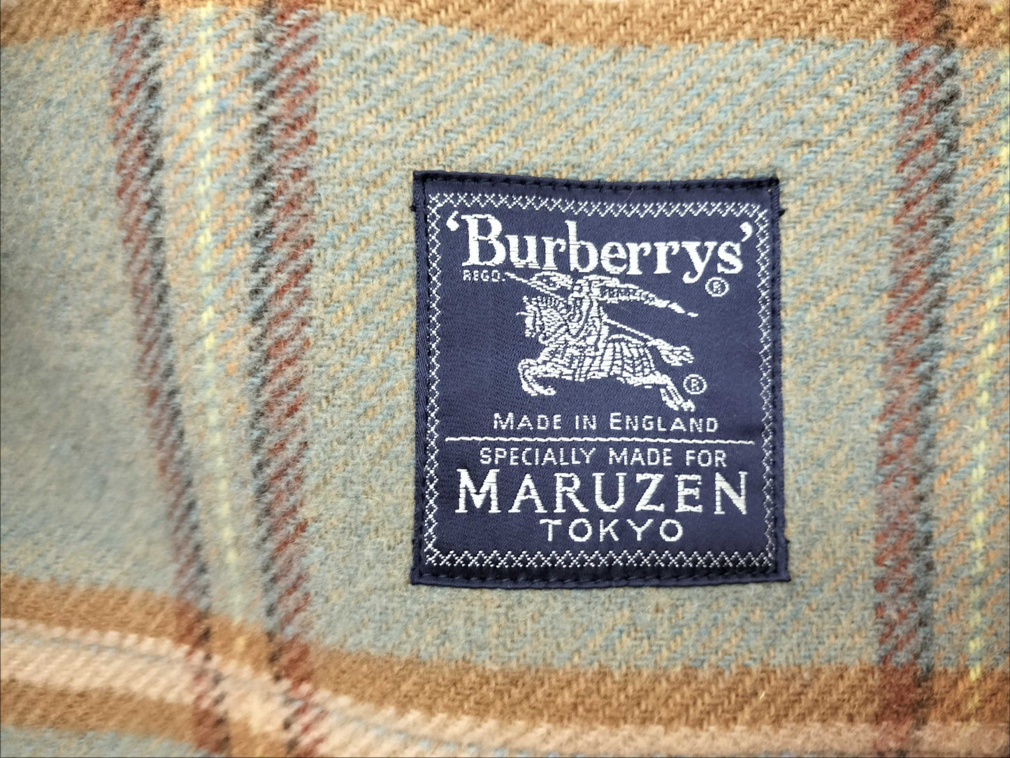 BURBERRY Wool Coat with Checked Interior