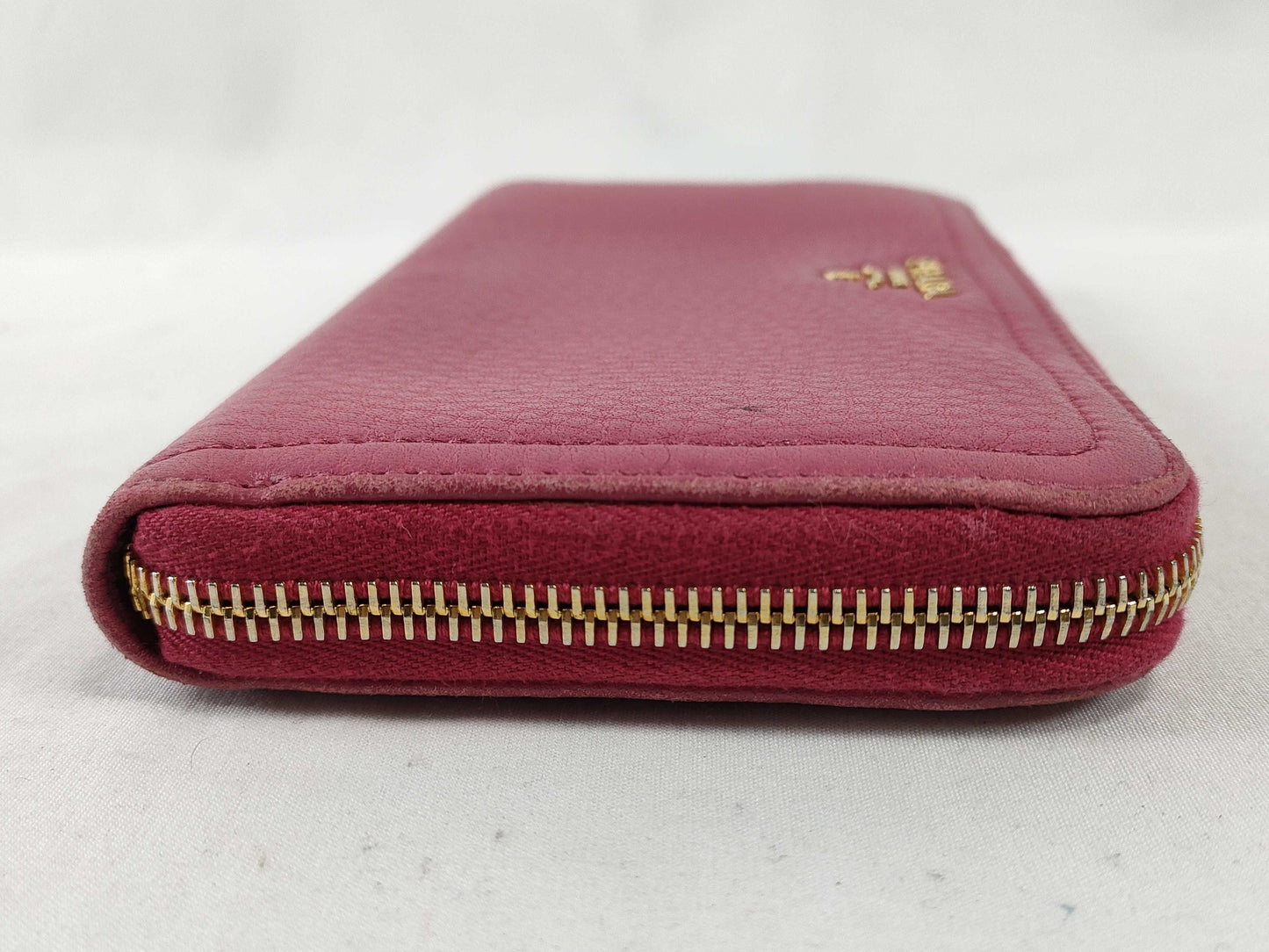 PRADA Saffiano Round Zip Long Wallet