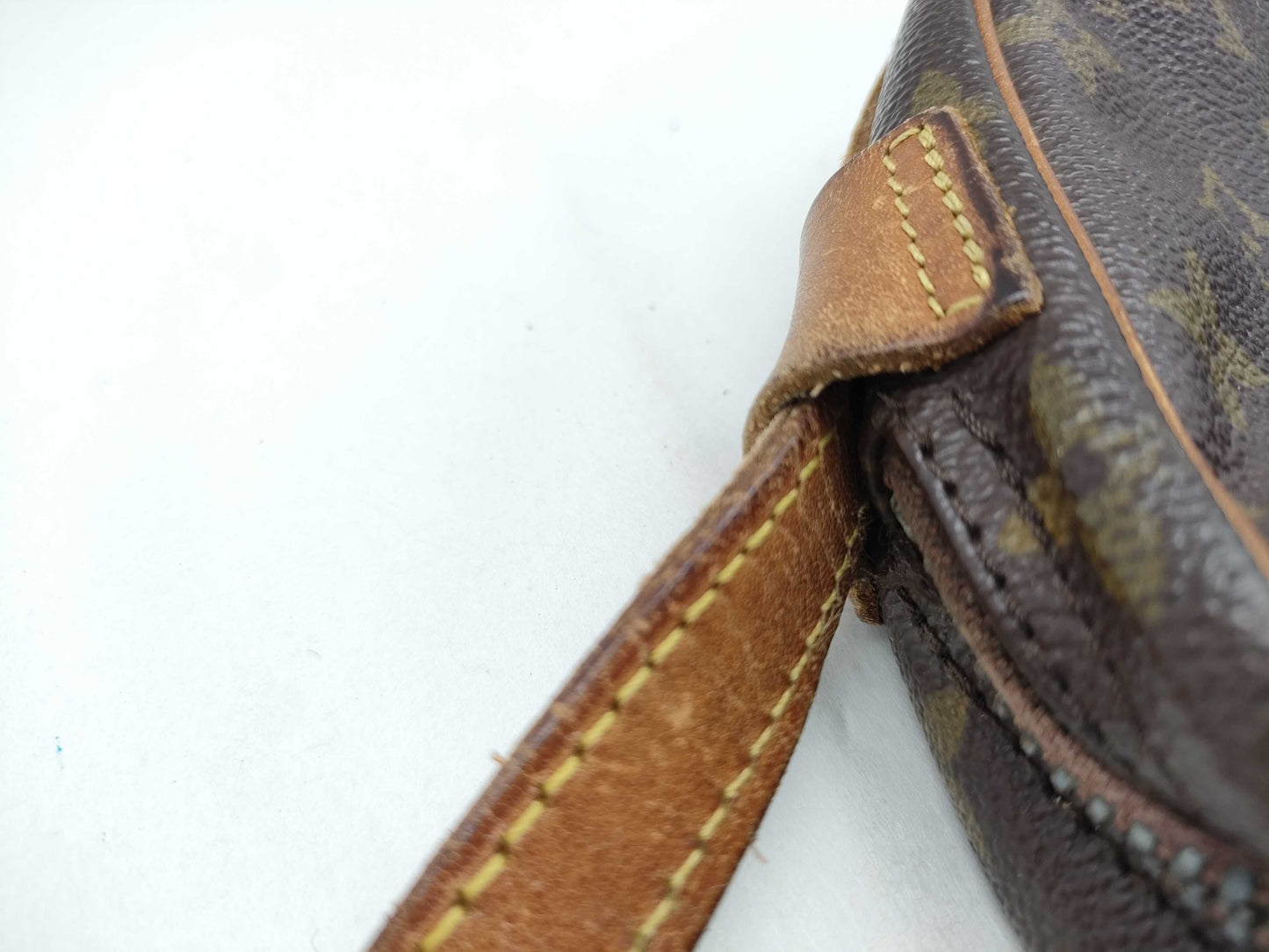 LOUIS VUITTON Monogram Jonefeuille Shoulder Bag