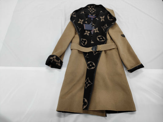 LOUIS VUITTON Belted Double Face Hooded Wrap 40 Coat