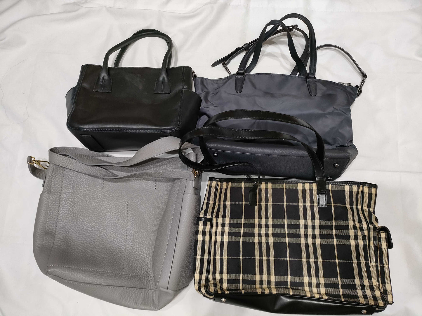 FURLA Burberry/Coach/Hirofu 4 items in total Handbag