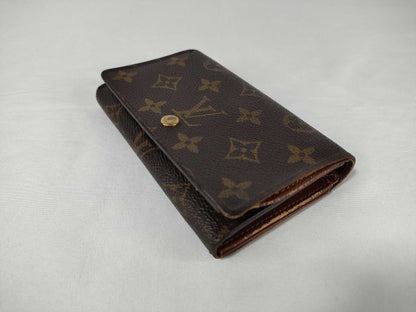 LOUIS VUITTON Monogram Tresol Wallet