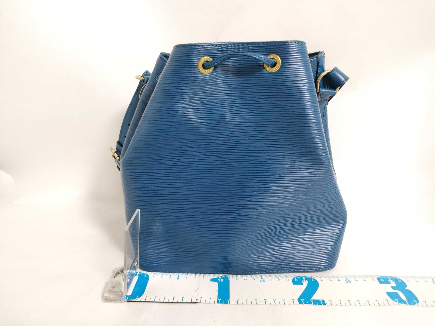 LOUIS VUITTON Epi M44105/Petit Noe/Toledo Blue Shoulder Bag