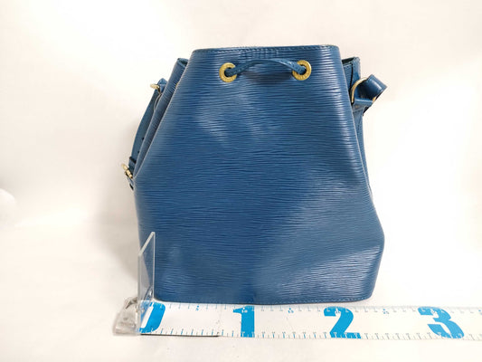 LOUIS VUITTON Epi M44105/Petit Noe/Toledo Blue Shoulder Bag