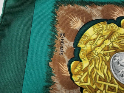 HERMES Carre CASOUES DE PLUMETS Scarf