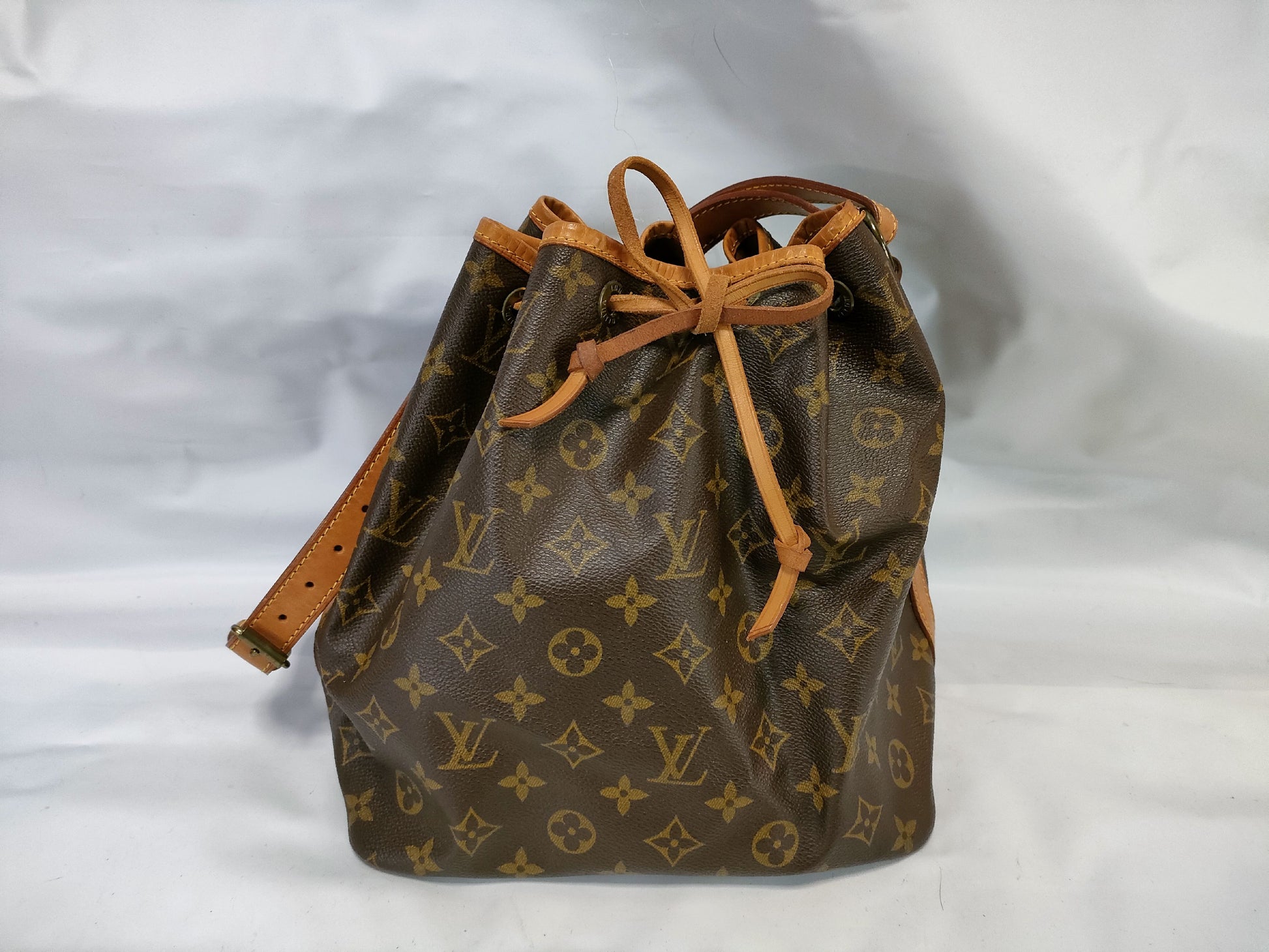 LOUIS VUITTON Monogram M40818 Petit Noe Shoulder Bag