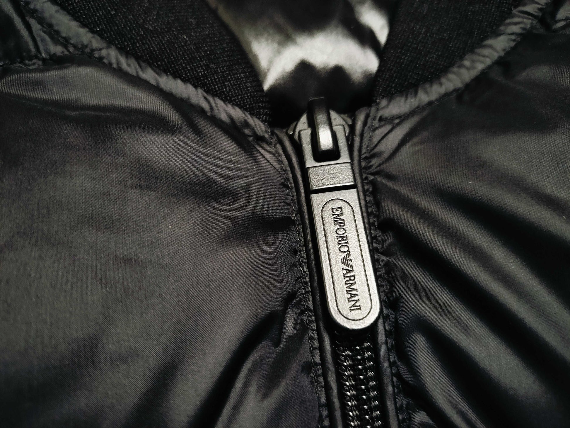 EMPORIO ARMANI 6G1B93 THE EAGLE BRAND Down Jacket, Unused