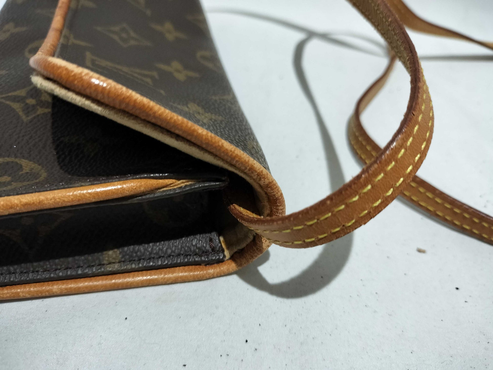 LOUIS VUITTON Monogram M51854 Pochette Twin PM Shoulder Bag