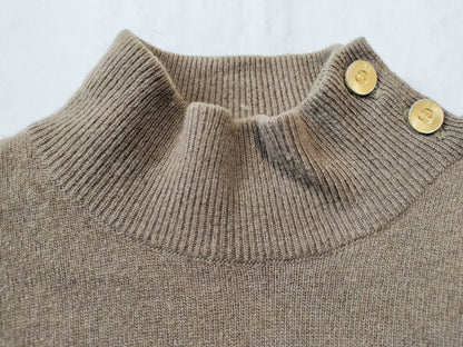 CHANEL Coco Button Cashmere Knit Top