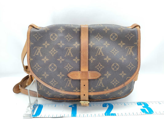 LOUIS VUITTON Monogram M42256 Saumur 30 Shoulder Bag