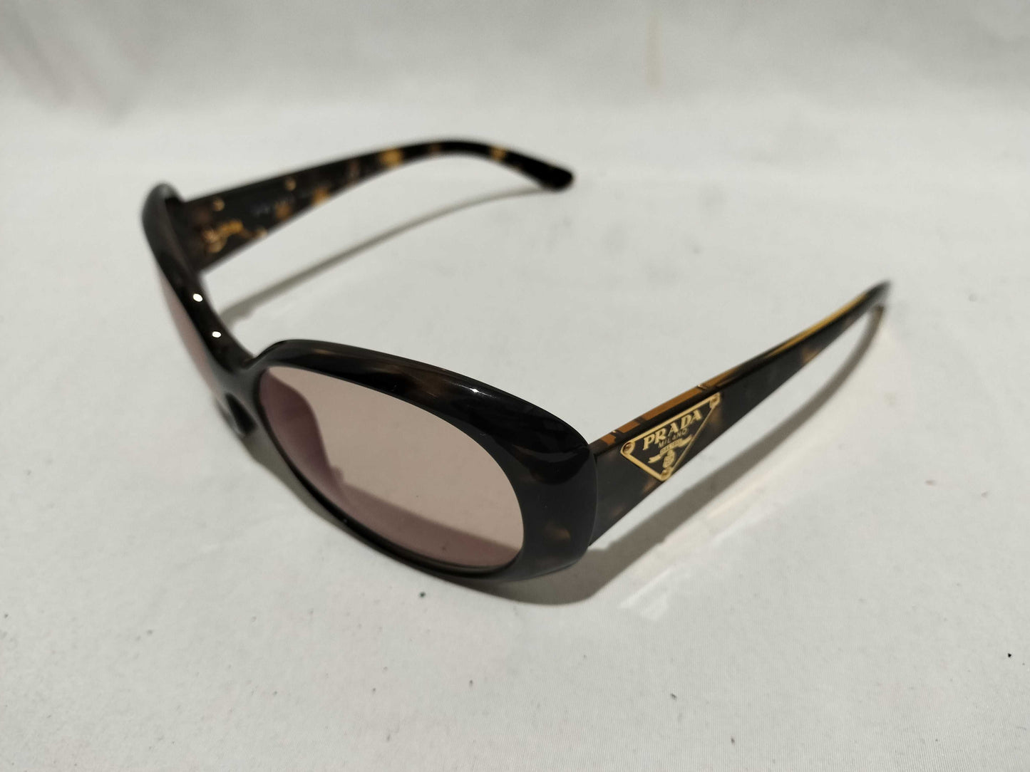 PRADA Triangle Plate SPR27L 2AU-5Y1 Sunglasses/Eyeglasses