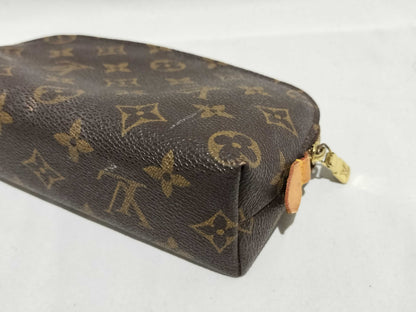 LOUIS VUITTON Monogram Monogram Pochette Cosmetic Pouch