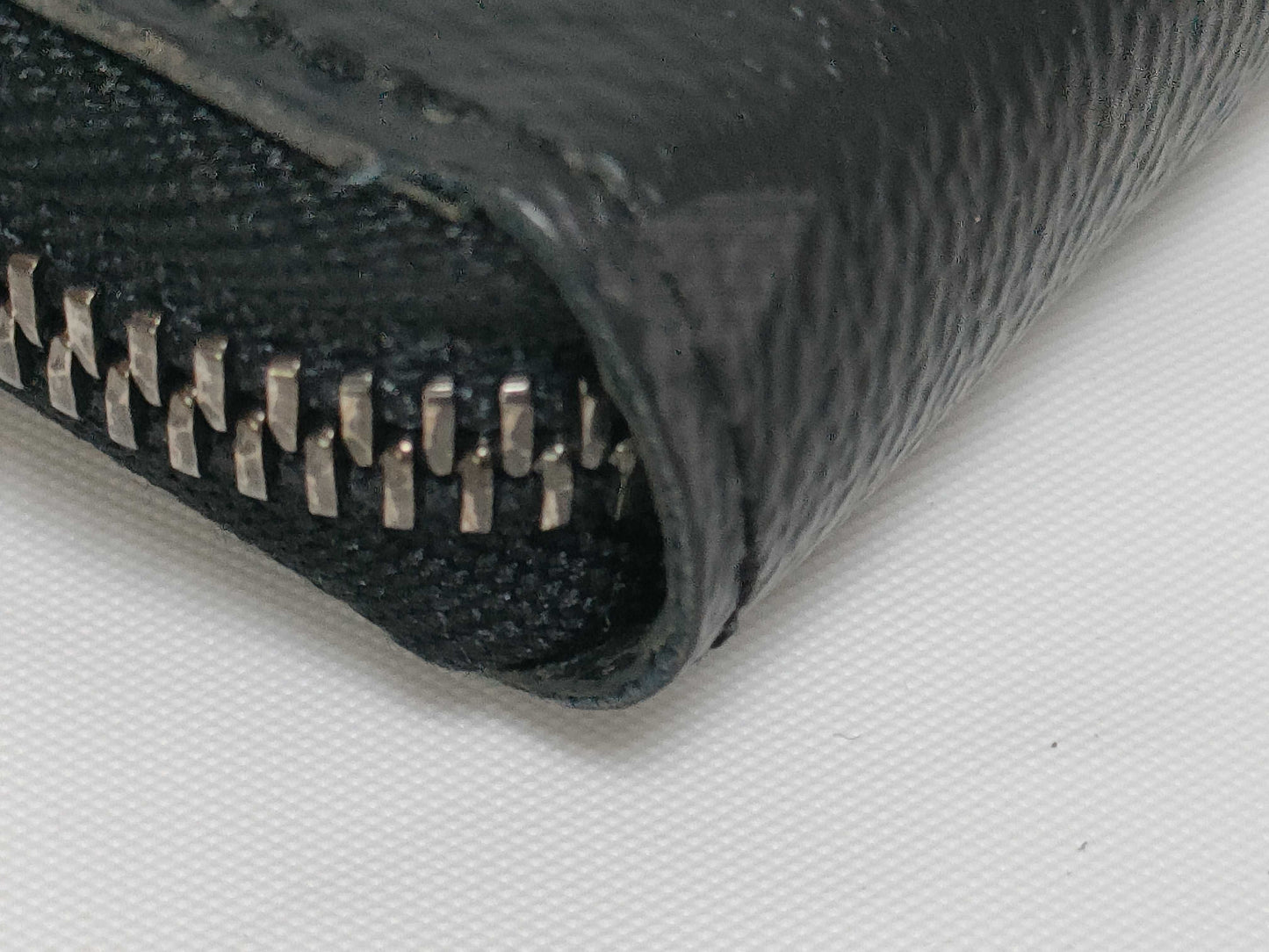 LOUIS VUITTON Monogram Eclipse Zippy Organizer Wallet