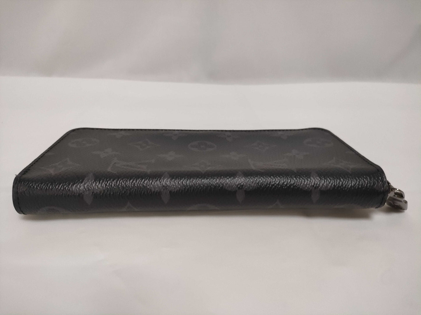 LOUIS VUITTON Monogram Eclipse Zippy Organizer Wallet