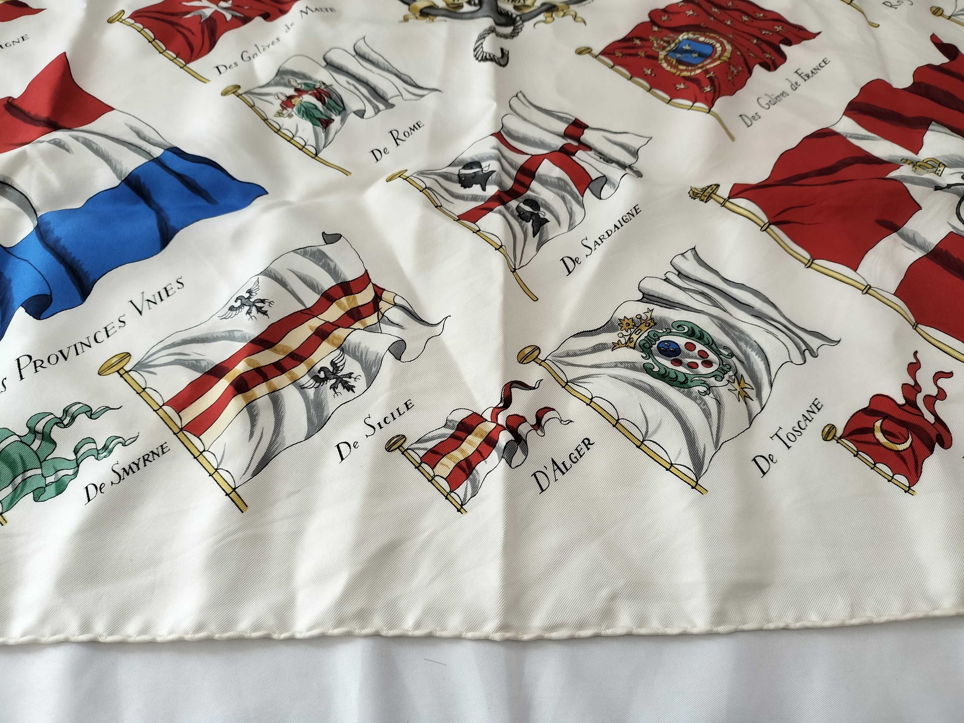 HERMES Carre PAVOIS Scarf