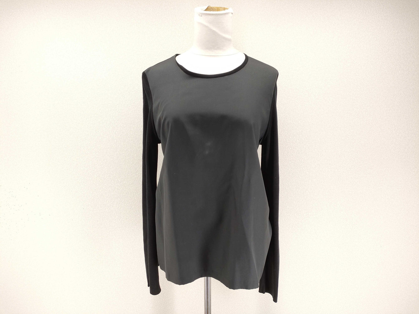 HERMES knit top, no washing tag