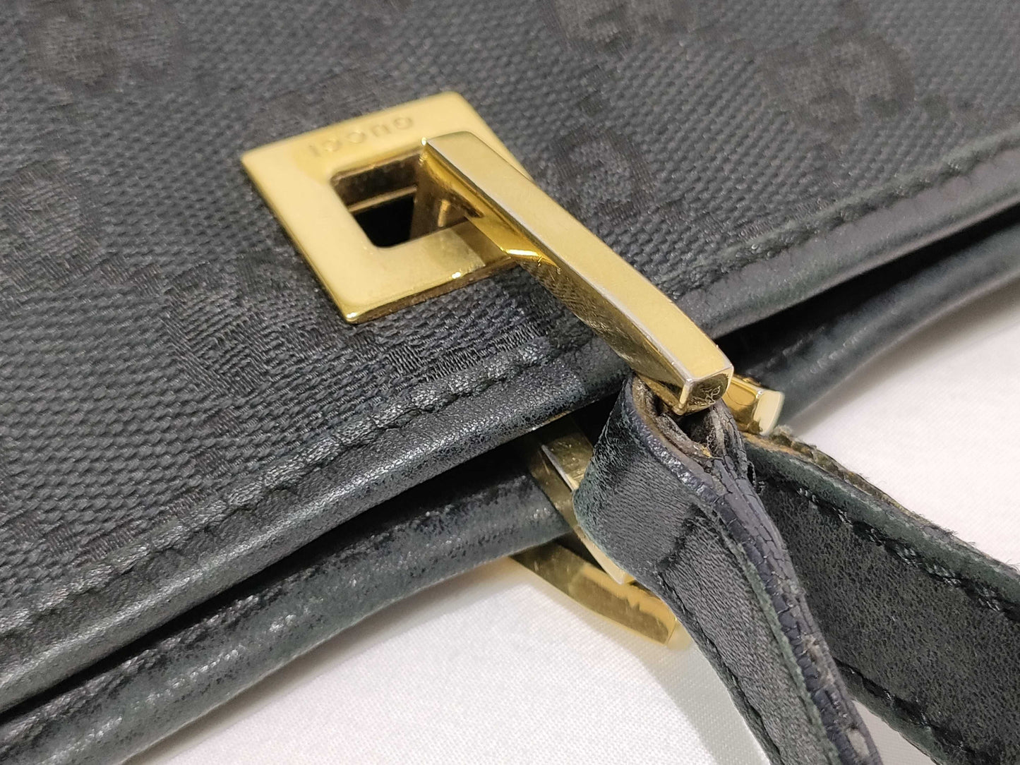 GUCCI GG Canvas Handbag 002 1097 *Partial bottom repair Tote bag