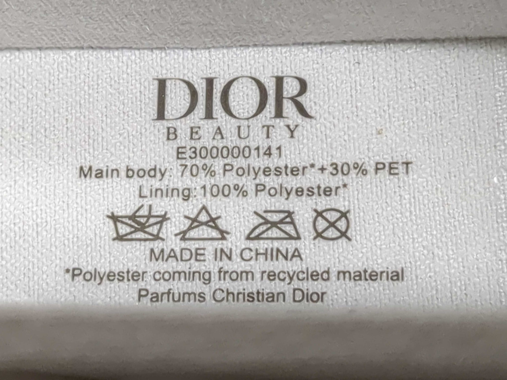 Dior *2/Burberry *1/Gelato Pique *1/Lanvin *1 Small cosmetic pouch pouch