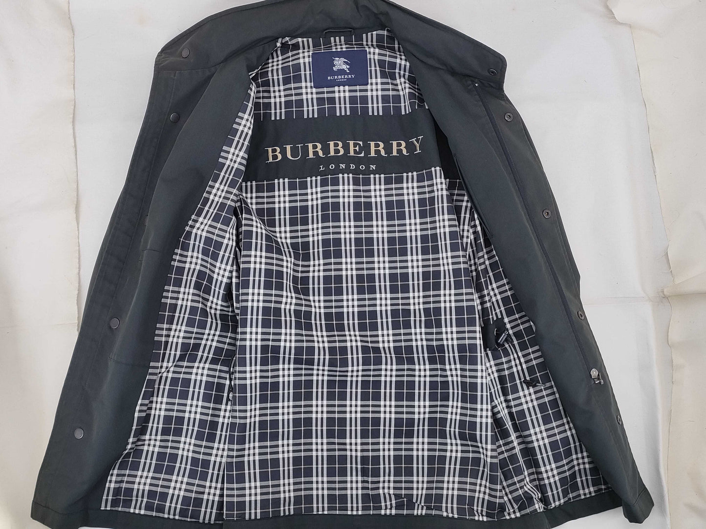 BURBERRY Coat Nova Check Coat