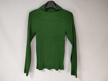 ISSEY MIYAKE Fet Turtleneck Green Top