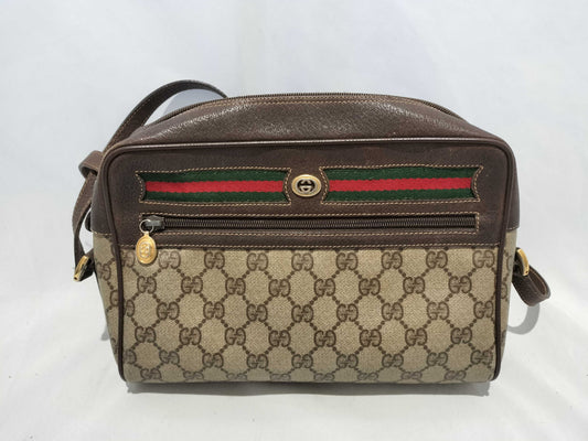 GUCCI GG Supreme 119.02.088 Shoulder Bag