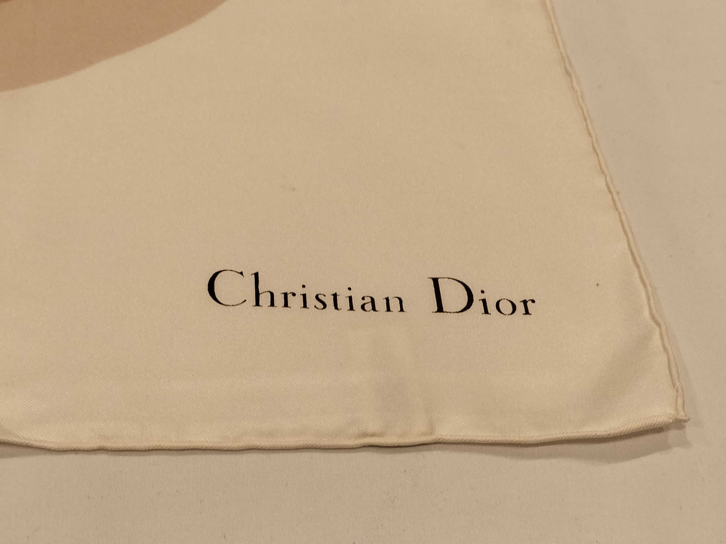 Dior D scarf