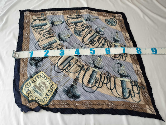 HERMES Carre Cliquetis Pleated Scarf
