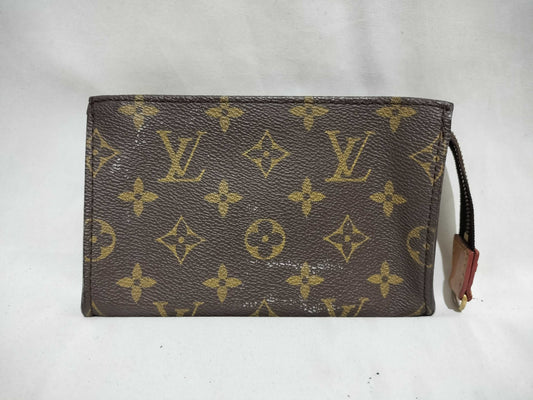 LOUIS VUITTON Monogram Pouch Pouch