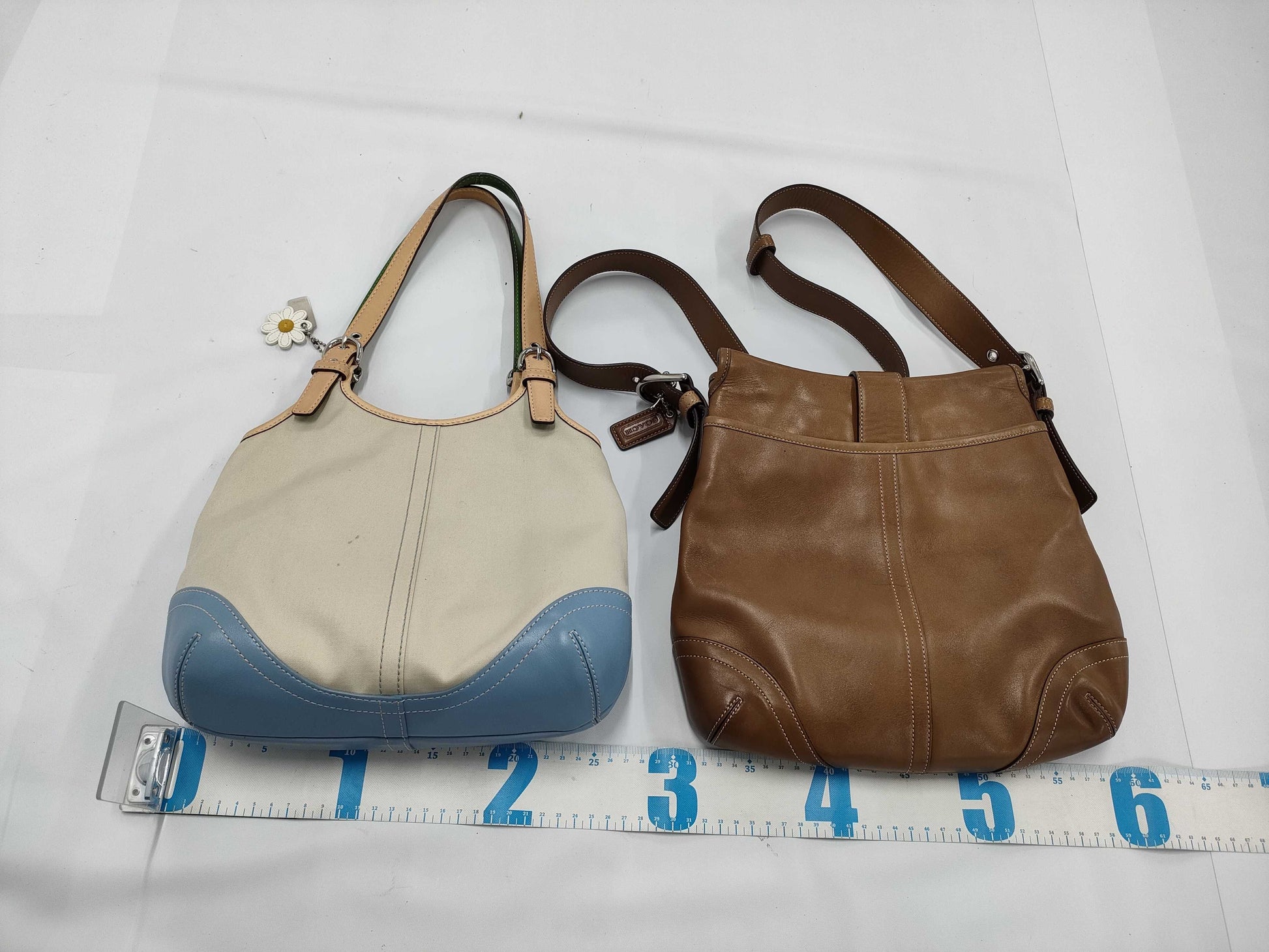 COACH Leather Bag*4 Shoulder Bag