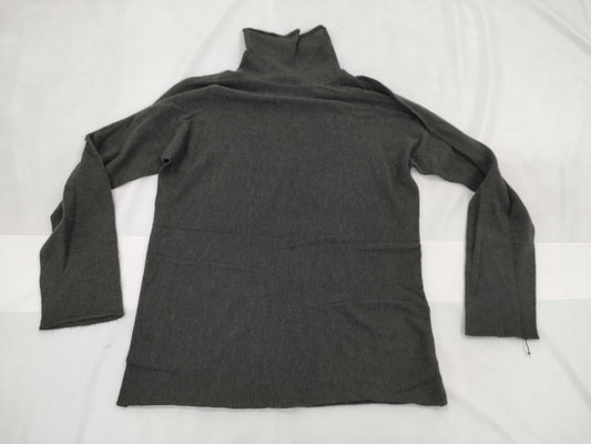 HERMES Thin Turtleneck Top