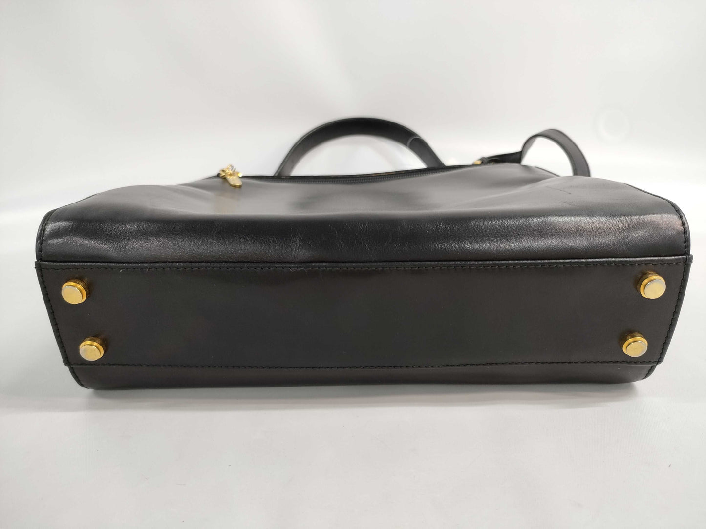 Salvatore Ferragamo Gancini Leather 2WAY Handbag