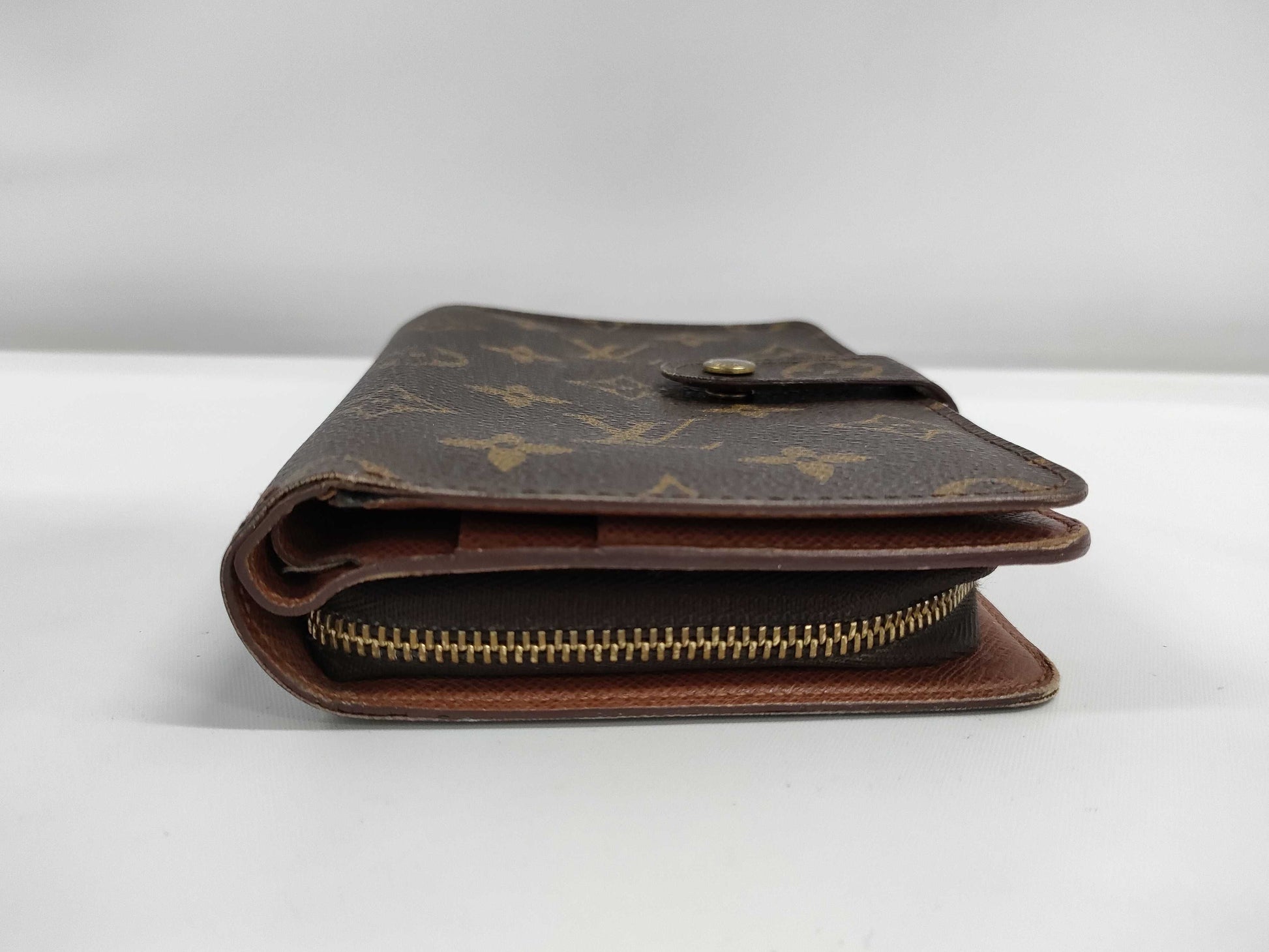 LOUIS VUITTON Monogram Wallet Wallet