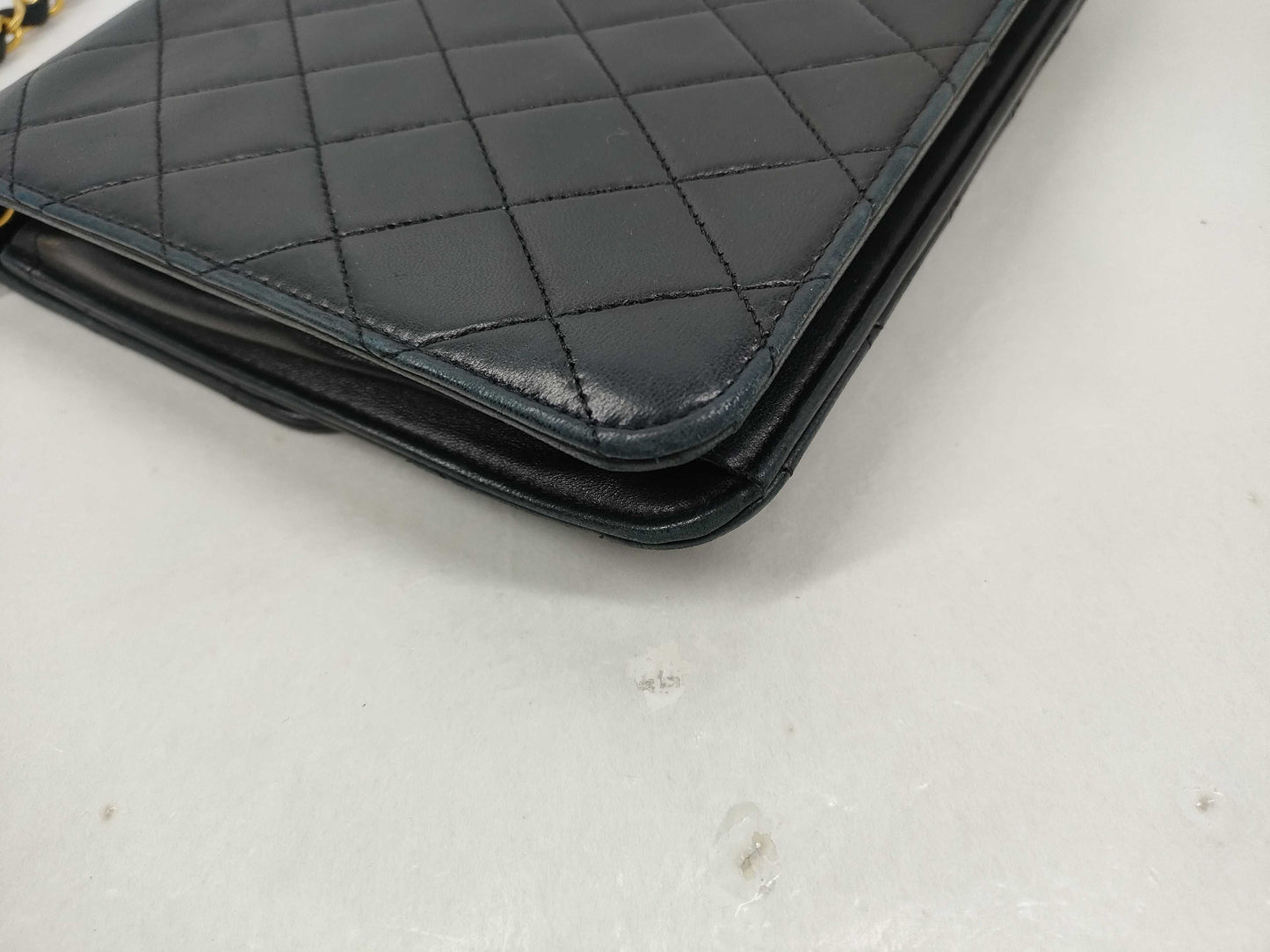 CHANEL Lambskin Matelasse Single Push Lock Shoulder Bag