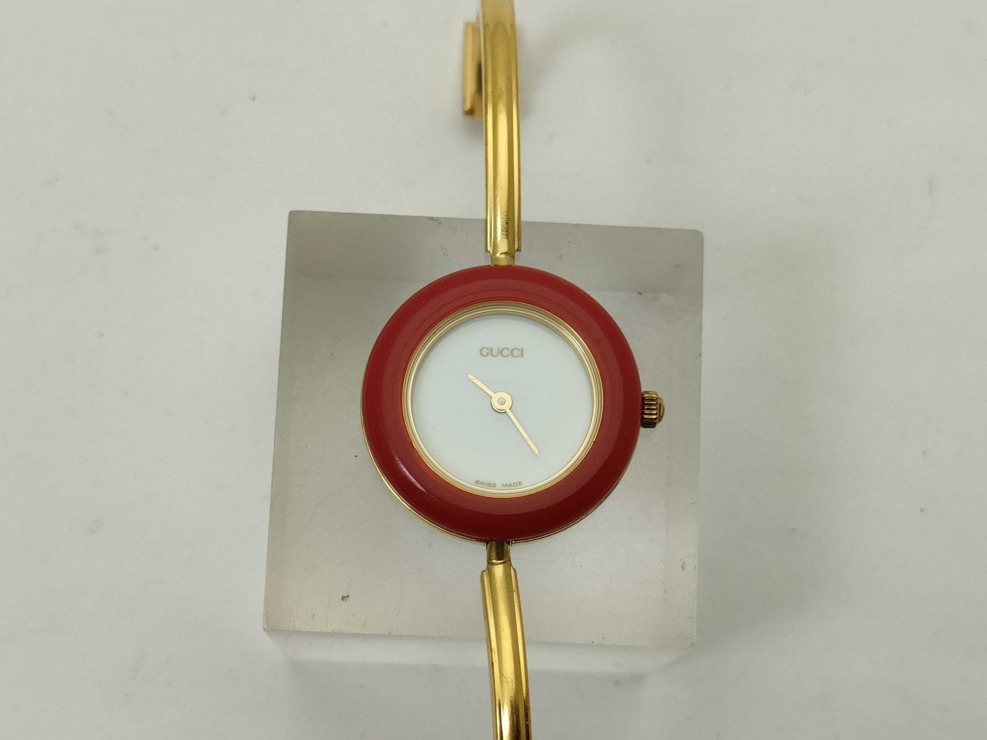 GUCCI 11/12.2 Change Bezel Women's Watch