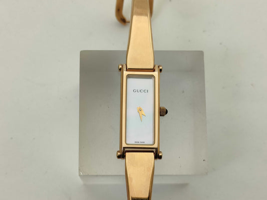 GUCCI 1500L Shell Dial Women's Watch