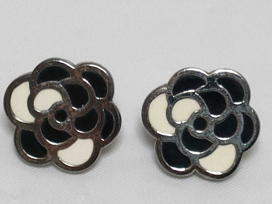 CHANEL Camellia Earrings