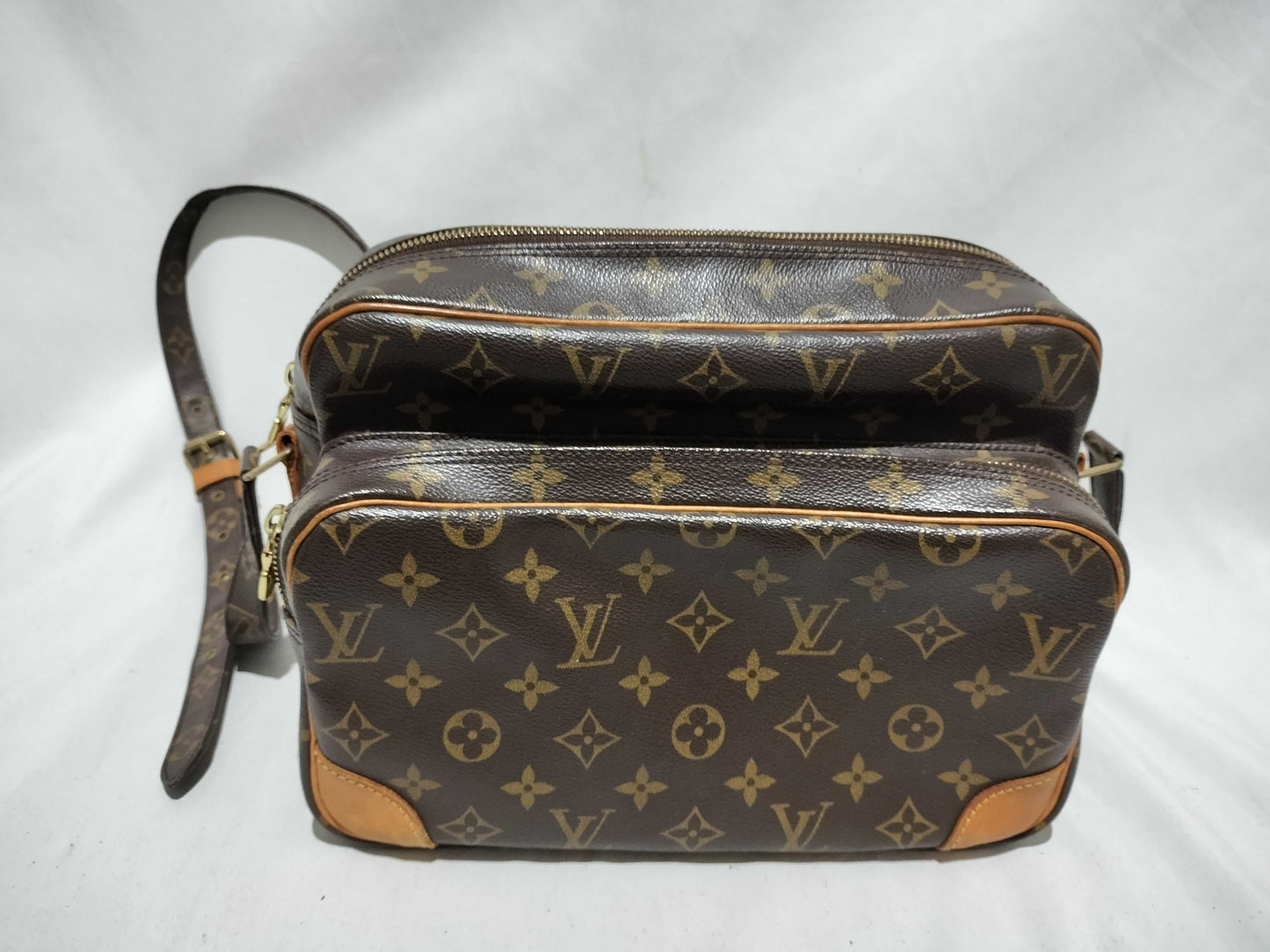 LOUIS VUITTON Monogram M45244 Nile Shoulder Bag